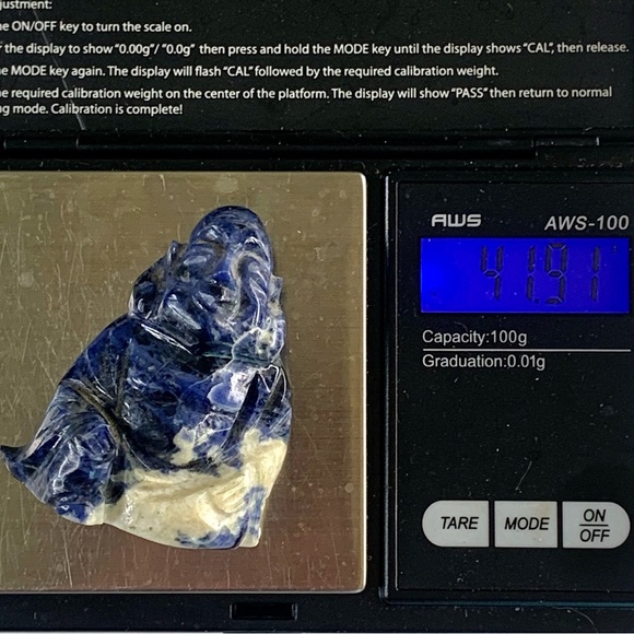 Vintage Deep Blue Sodalite Buddha Figurine MCM Crystal Man Stone Carving 2" 42g - Picture 13 of 16